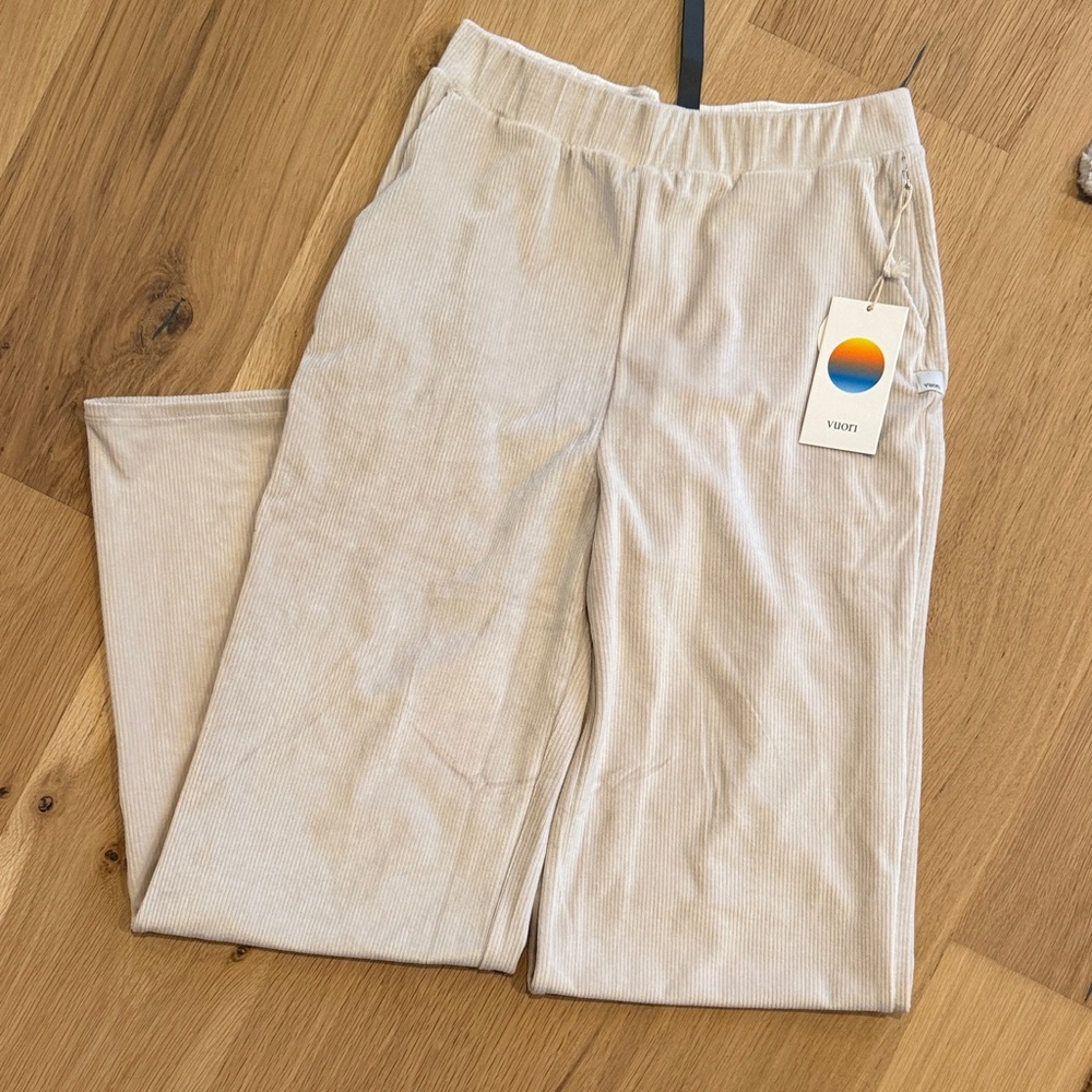 NWT Vuori Velour Ribbed Pants